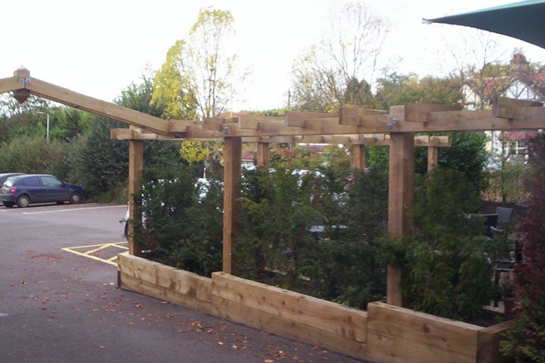 Pergola Outdoor Dining Area